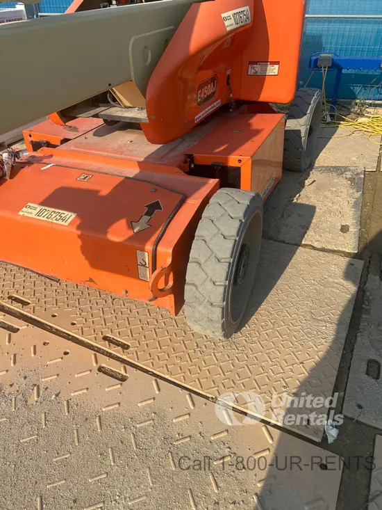2018 JLG E450AJ Articulating Boom Lift