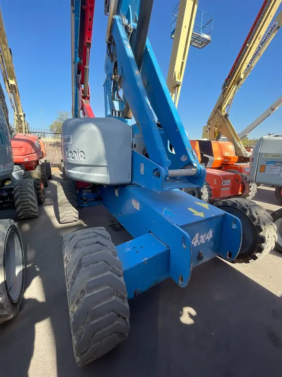 2013 Genie S-65 Boom Lift