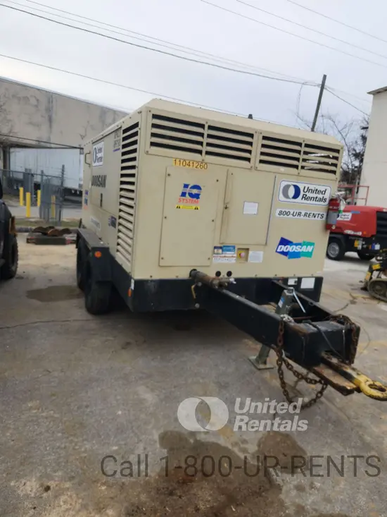 2020 Doosan XP825/HP750WCU Air Compressor