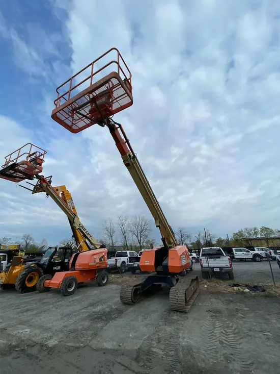 2017 JLG 600SC Boom Lift