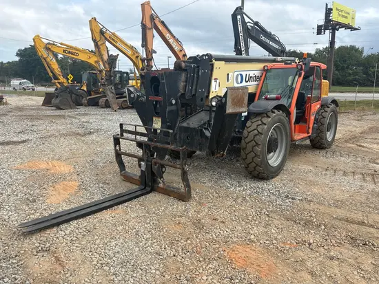 2019 JLG 1055 Forklift
