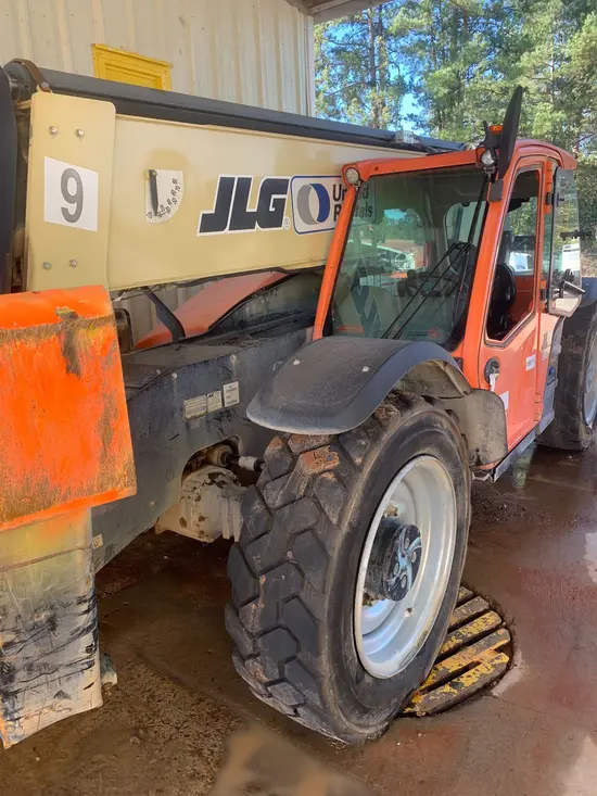 2019 JLG 1055 Forklift
