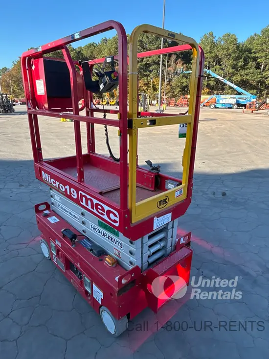 2022 MEC MICRO 19 Scissor Lift