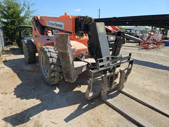 2017 SKYTRAK 10054 Forklift