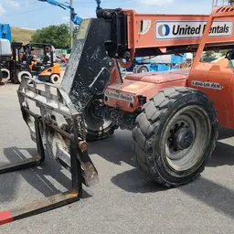 2017 SKYTRAK 8042 Forklift