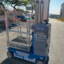 2019 Genie GR-20 Self-Propelled One-Person Lift