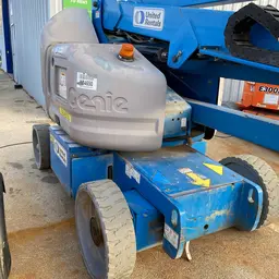 2013 Genie Z-40/23N RJ Articulating Boom Lift