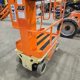 2018 JLG 1230ES Self-Propelled One-Person Lift