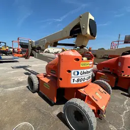 2017 JLG E450AJ Articulating Boom Lift