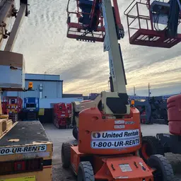 2017 JLG E450AJ Articulating Boom Lift