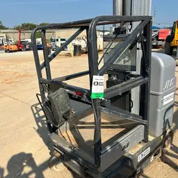 2017 JLG 20MVL Self-Propelled One-Person Lift