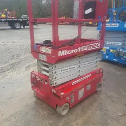 2018 MEC MICRO 19 Scissor Lift