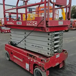 2017 MEC 4046SE Scissor Lift