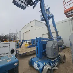 2015 Genie Z-34/22N DC Articulating Boom Lift