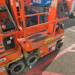 2019 JLG 1230ES Self-Propelled One-Person Lift