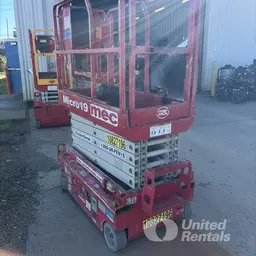2018 MEC MICRO 19 Scissor Lift