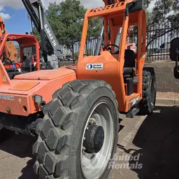 2019 SKYTRAK 8042 Forklift