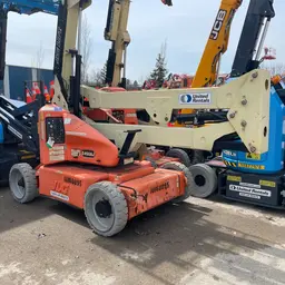 2013 JLG E450AJ Articulating Boom Lift