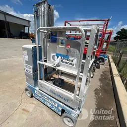2018 Genie GR-20 Self-Propelled One-Person Lift