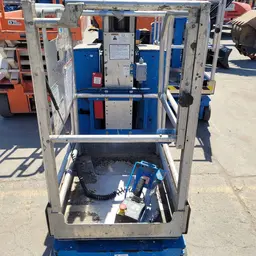 2016 Genie GR-20 Self-Propelled One-Person Lift