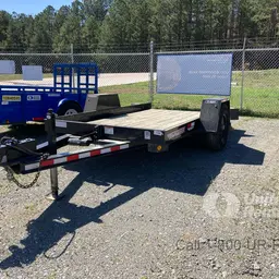 2022 Towmaster T-5DT Trailer
