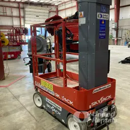 2020 Skyjack SJ16 Self-Propelled One-Person Lift