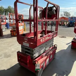 2018 MEC 1330SE Scissor Lift