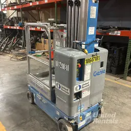 2017 Genie GR-20 Self-Propelled One-Person Lift
