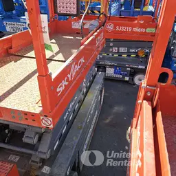 2018 Skyjack SJIII3219 Scissor Lift