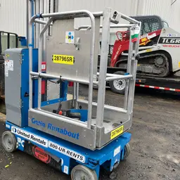 2017 Genie GR-20 Self-Propelled One-Person Lift