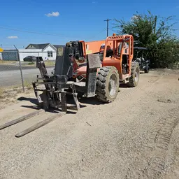 2017 SKYTRAK 10054 Forklift