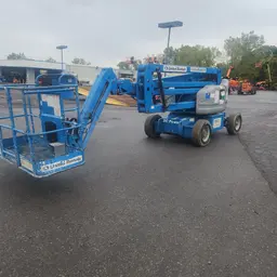 2014 Genie Z-45/25J DC Articulating Boom Lift