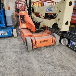 2014 JLG E400AJPN Articulating Boom Lift