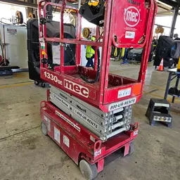 2018 MEC 1330SE Scissor Lift