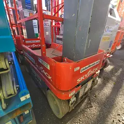 2019 Skyjack SJ16 Self-Propelled One-Person Lift