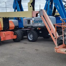 2013 JLG 800AJ Articulating Boom Lift