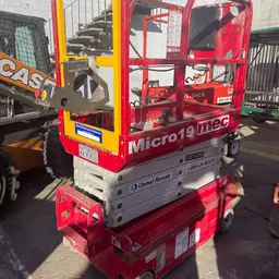 2018 MEC MICRO 19 Scissor Lift